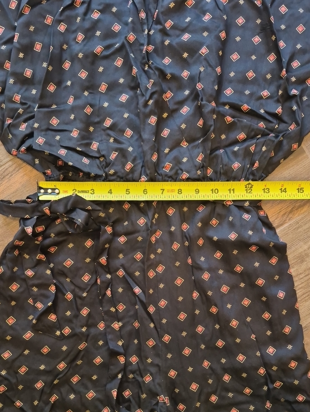 S/M Billabong Bed Story Black Geometric Print Short Sleeve Belted Jumpsuit - Picture 7 of 11
